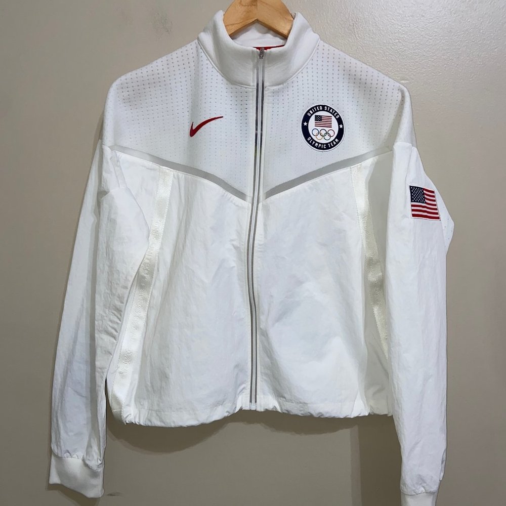 Nike Team USA Olympic Windrunner Metal Stand Jacket Womens L CK4604-100 $450 NEW